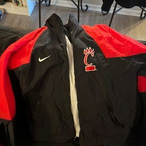 Vintage Cincinnati bearcats Nike jacket